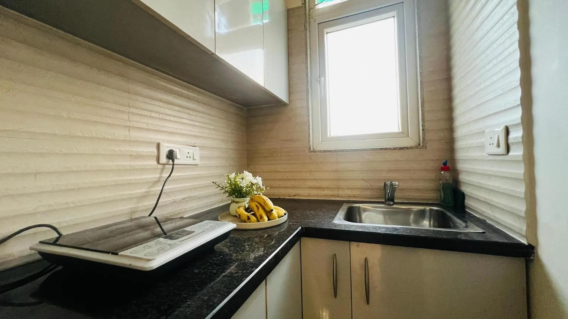 Bluo Studio1 Golf Course Road, Gym, Balcony Garden Gurgaon Apartament