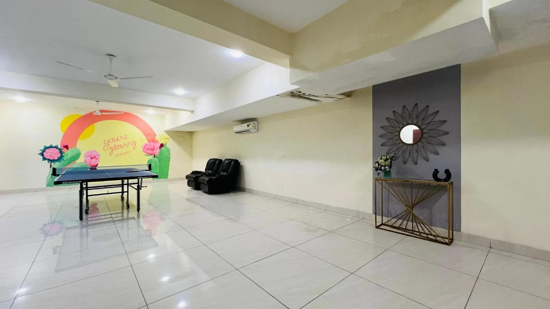 Bluo Studio1 Golf Course Road, Gym, Balcony Garden Gurgaon 0*,